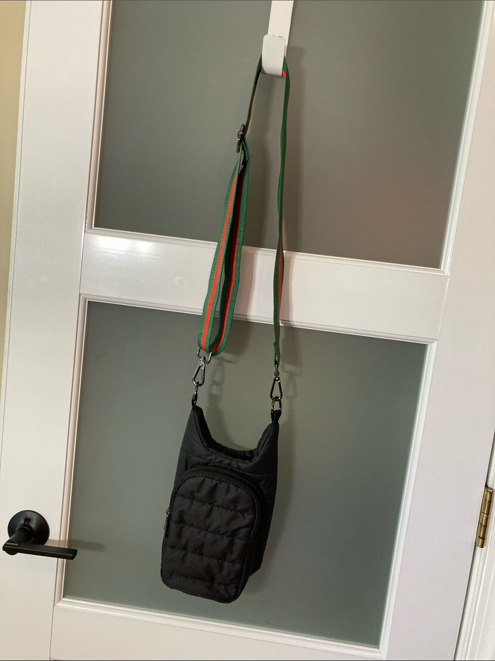 Wanderfull Black Matte Puffer HydroBag - cute red and green striped strap